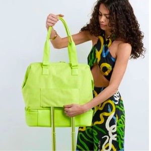 BEIS Weekender Bag in Citron
